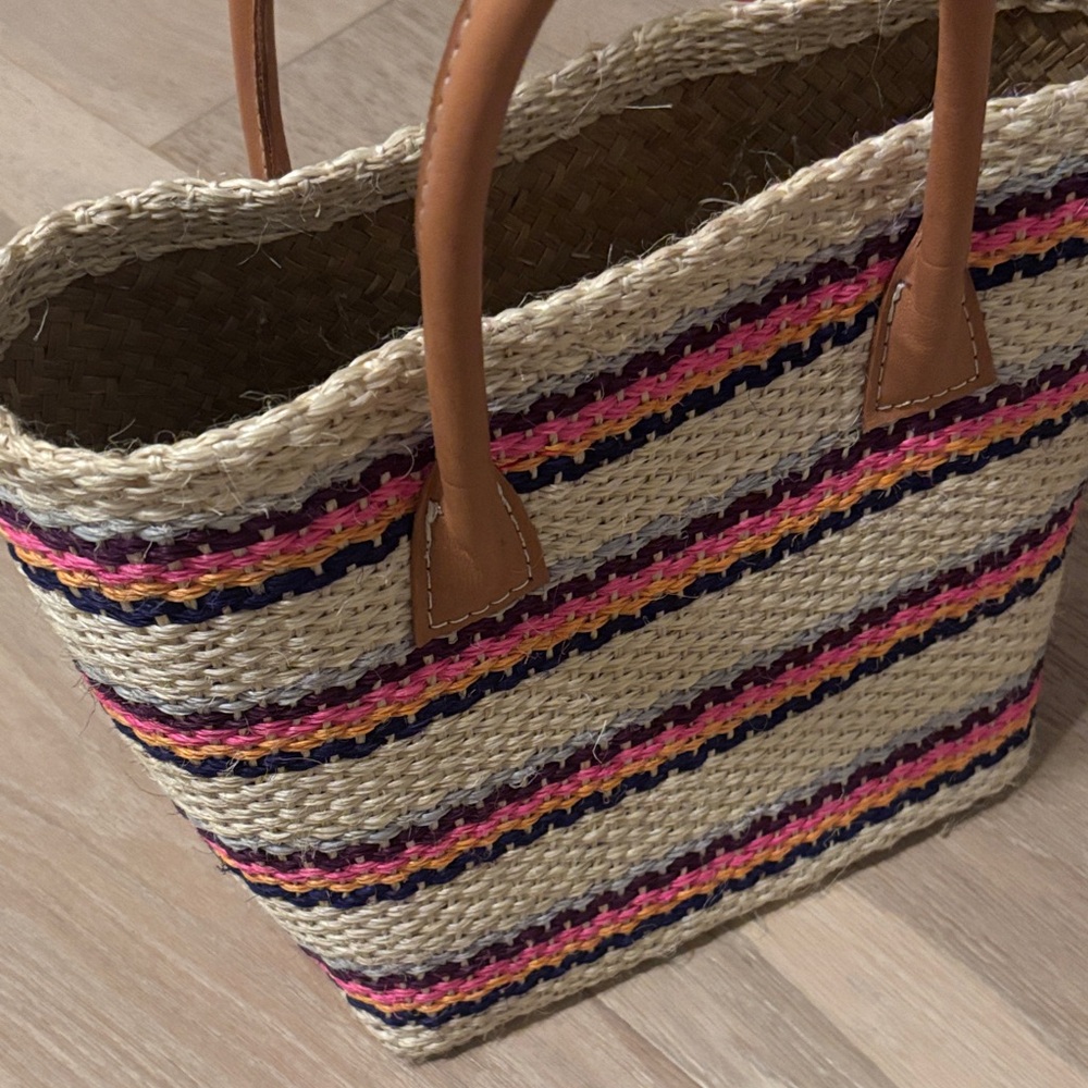 Hat Attack striped woven tote - Picture 5 of 5